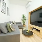Habitacion Privada Comoda Y Bien Ubicada Con Zonas Comunes Compartidas A