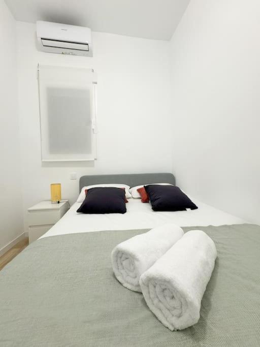 Habitacion Privada Comoda Y Bien Ubicada Con Zonas Comunes Compartidas A